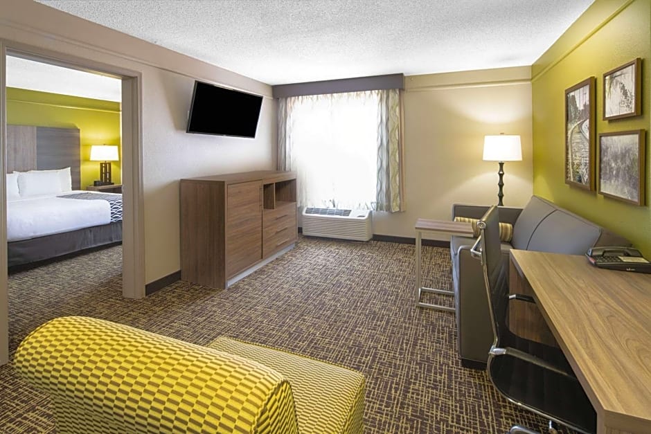 La Quinta Inn & Suites by Wyndham Atlanta Stockbridge