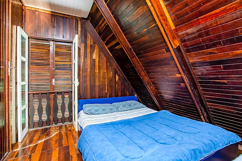 Chalé inteiro completo a 5 min a pé do Capivari - Campos do Jordão