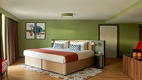 1 Super King Suite