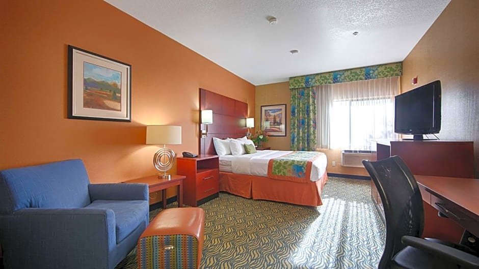 Best Western Plus Fresno Inn