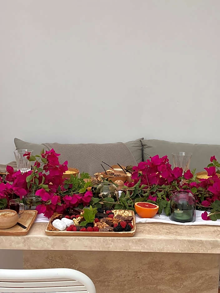 Ethos Vegan Suites Fira, Santorini