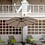 De Hug Hotel and Residence