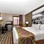 Super 8 by Wyndham St. Cloud