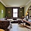 Astor Private Hotel