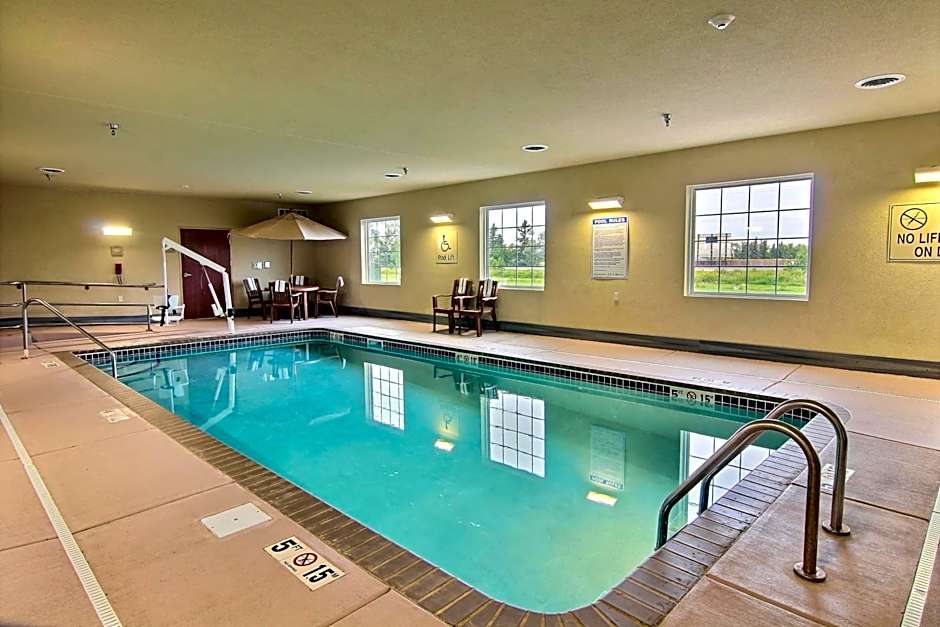 AmeriVu inn and Suites - Crookston