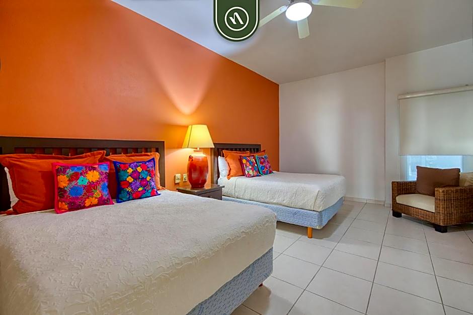 Mexican Styled 2 BR Condo - Beachfront - Pool