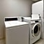 Holiday Inn Express Hotel & Suites - Irving Convention Center - Las Colinas By IHG