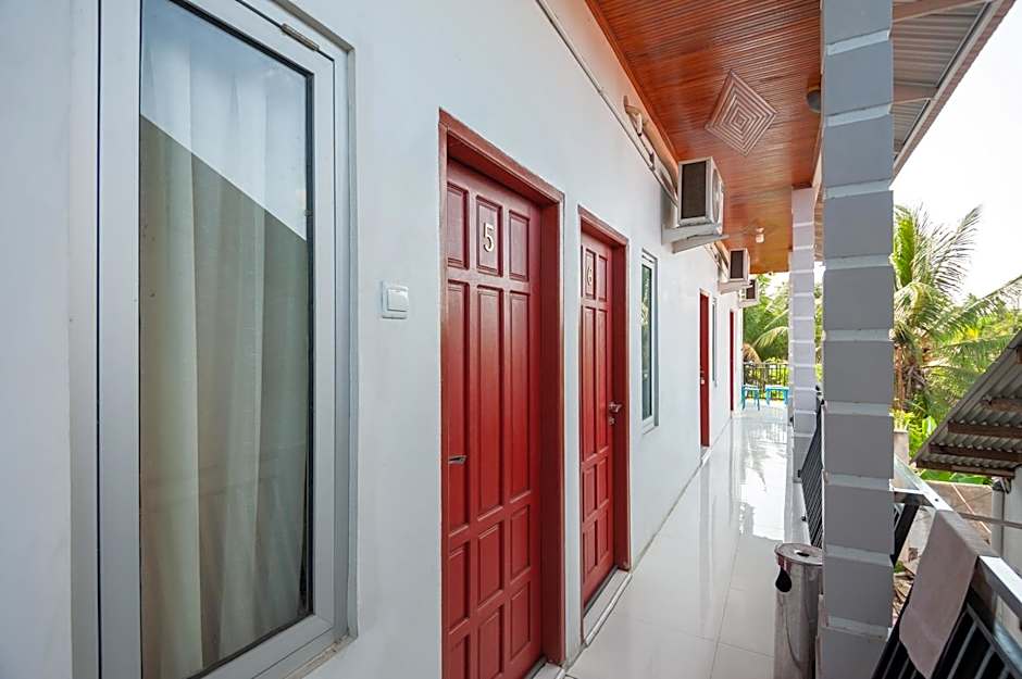 RedDoorz Syariah near RS Tentara Solok