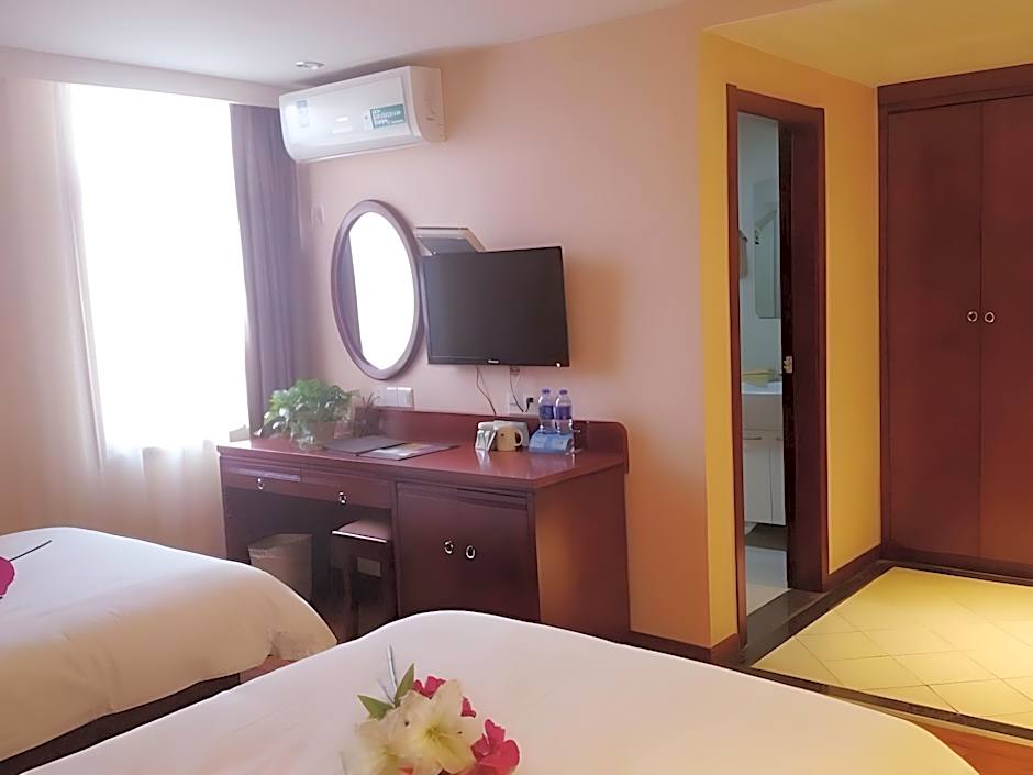 GreenTree Inn Chuzhou Wandong International Car City Express Hotel