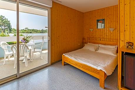 Quadruple Room with Lake View