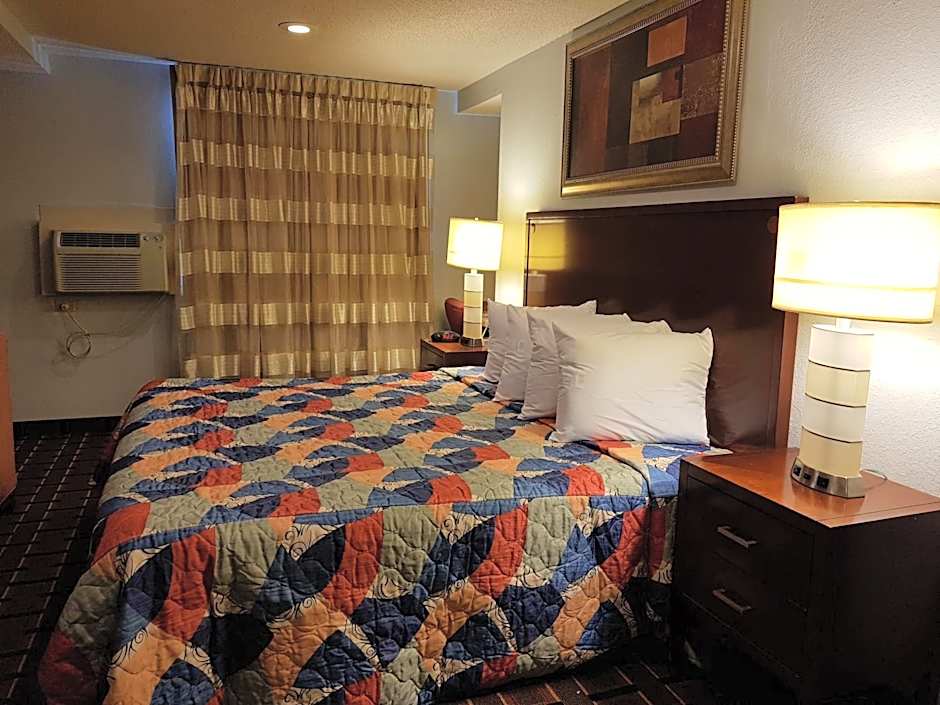 Le Mars Inn and Suites