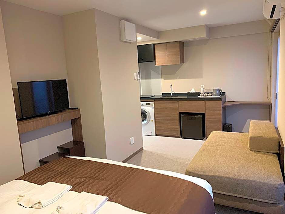 C&JHotel
