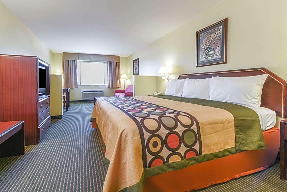 Super 8 by Wyndham Burleson Fort Worth Area