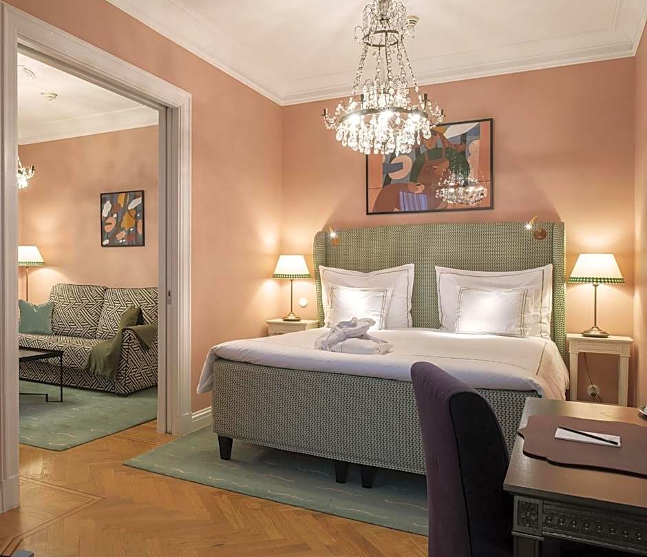 The Sparrow Hotel