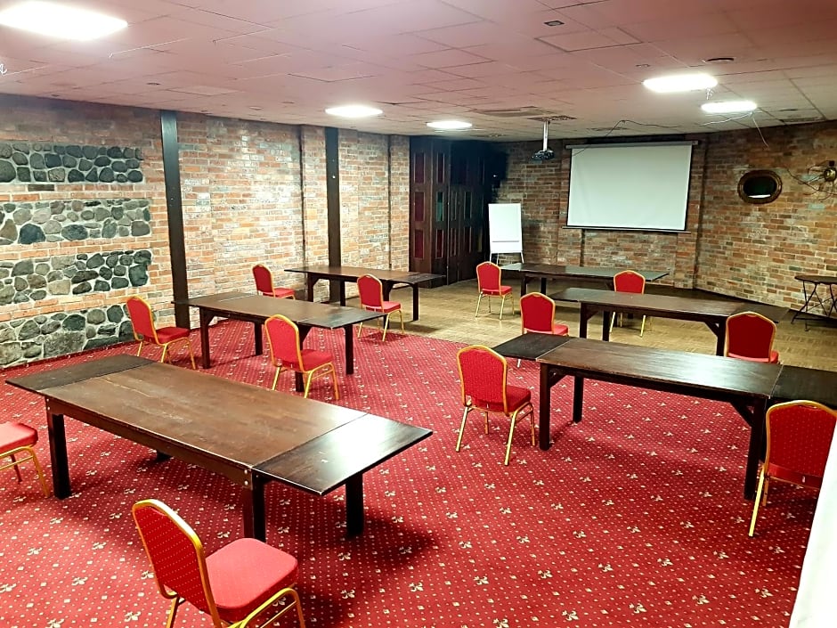 Amadeus Hotel Zielona Góra