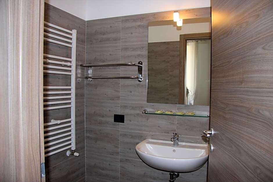 Hotel Adelchi