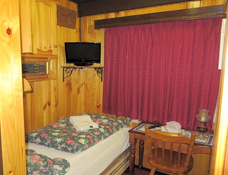 Karelia Alpine Lodge