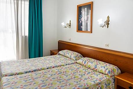Twin Room with Balcony