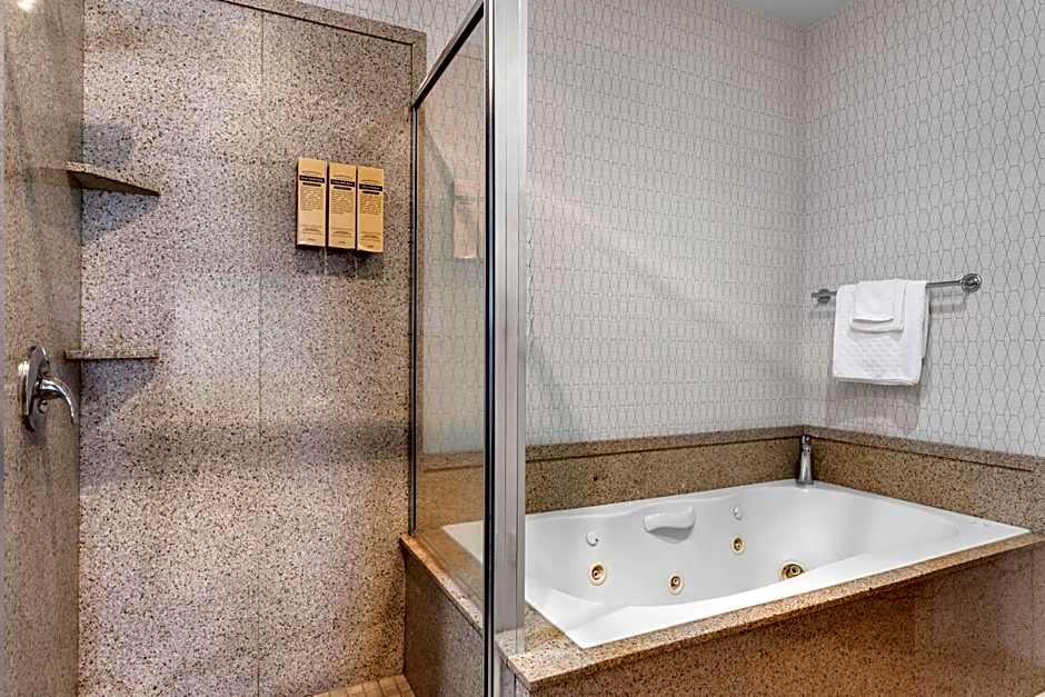 Best Western Plus Abbey Inn