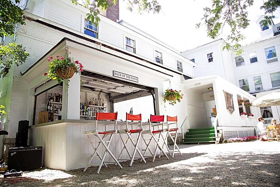 The Red Lion Inn