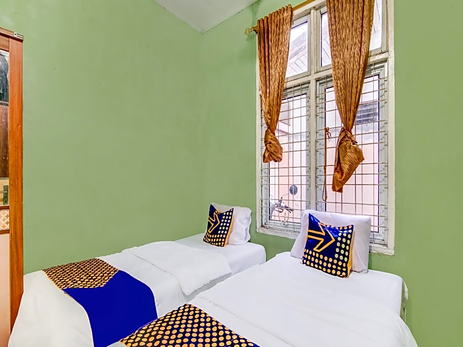 Hotel O Nayla Homestay Syariah Near Koro Koro Panam, Karaoke, Pool, & Cafe