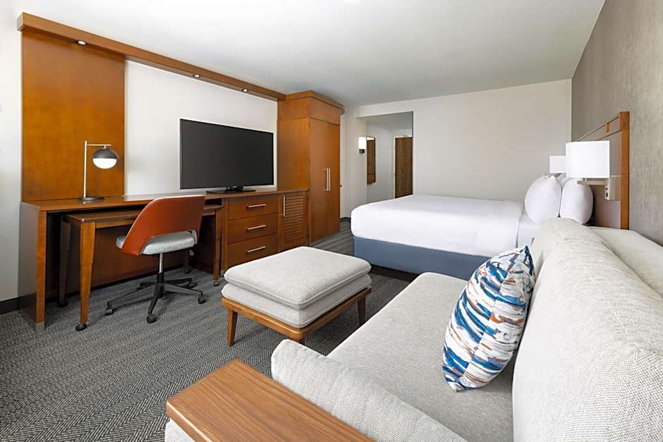Courtyard by Marriott Los Angeles Woodland Hills