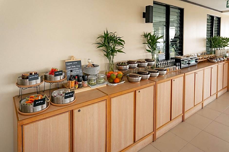 Ratana Hotel Chalong