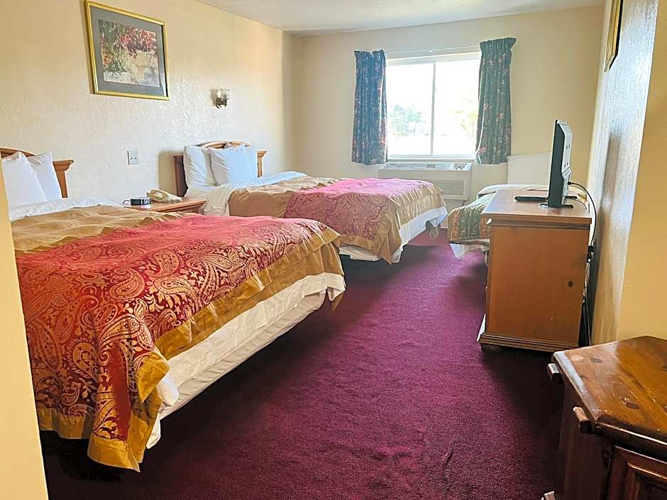 Villa Inn Motel Near Hwy 12 WI Capital O