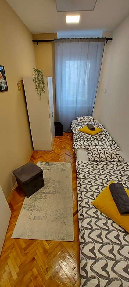 K21 party apartment hotel with inhouse ruin pub