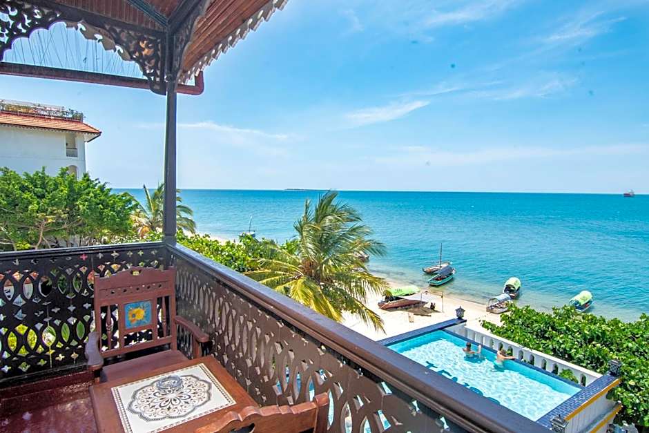 Tembo House Hotel