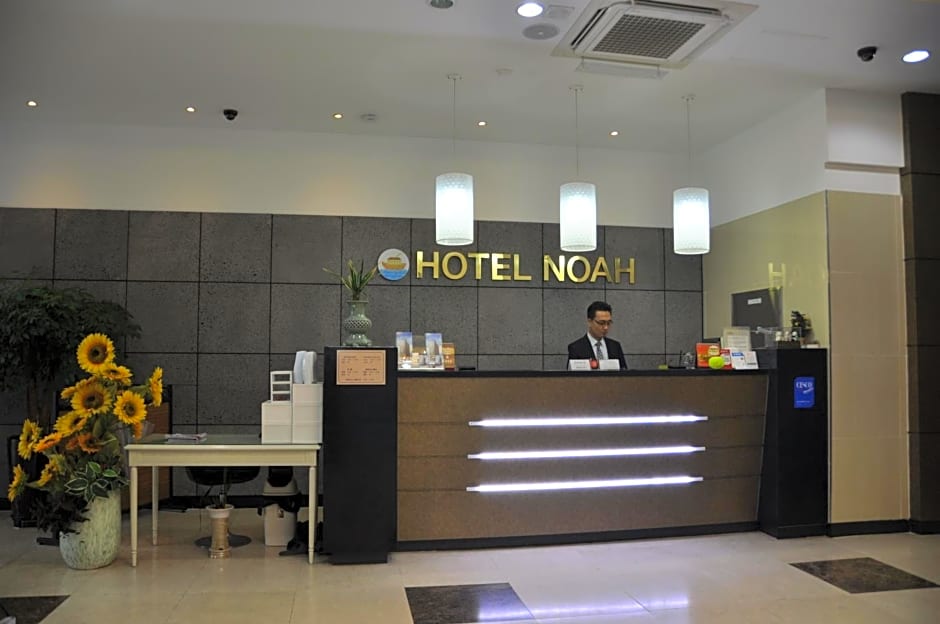 Hotel Noah