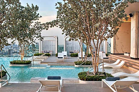 Eastin Grand Hotel Phayathai