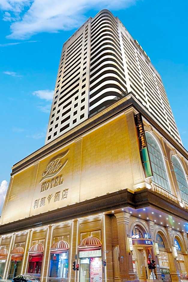 Rio Hotel