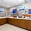 Holiday Inn Express & Suites Sacramento NE Cal Expo By IHG