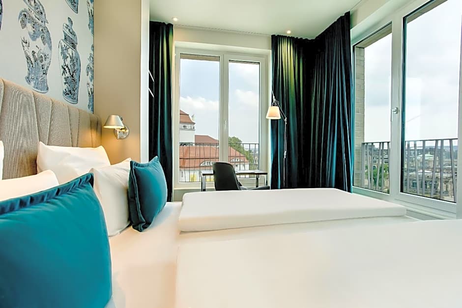 Motel One Dresden am Zwinger
