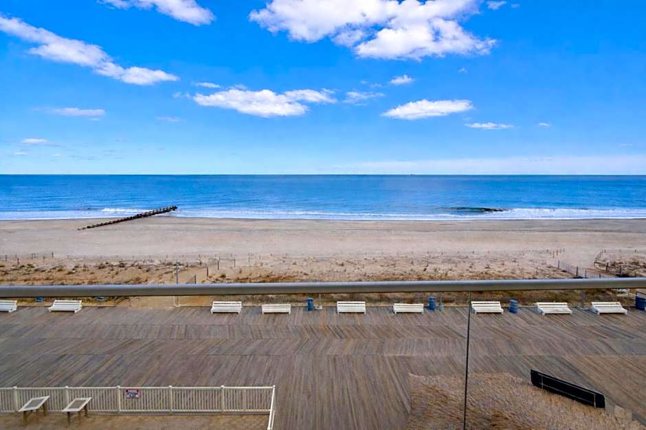 Atlantic Sands Hotel and Conference Center