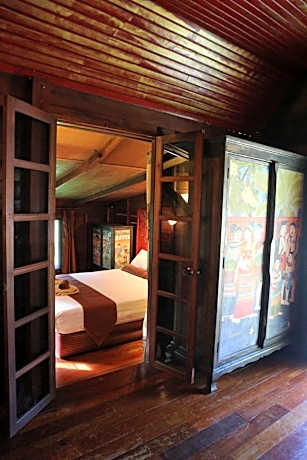 Suite (4 Adults)