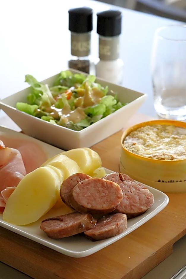 Hôtel Le Vouglans - Restaurant La Valouse