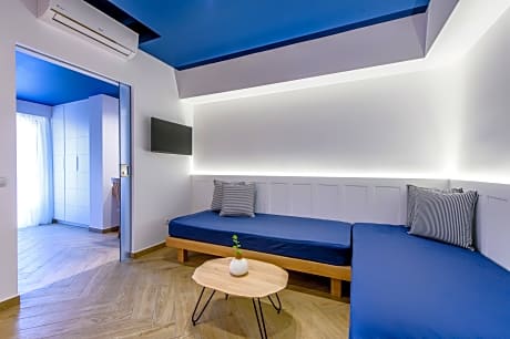 Family room superior pool view