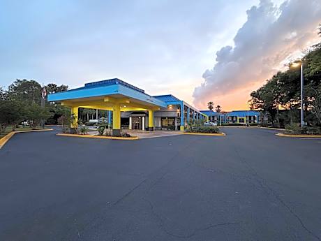Days Inn by Wyndham Jacksonville Airport
