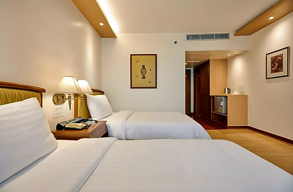 The Royal City Hotel