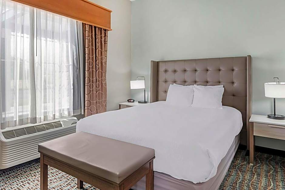 Best Western Plus Peppertree Inn At Omak