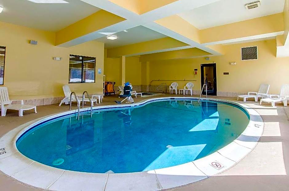 Comfort Suites Wytheville near Conference Center