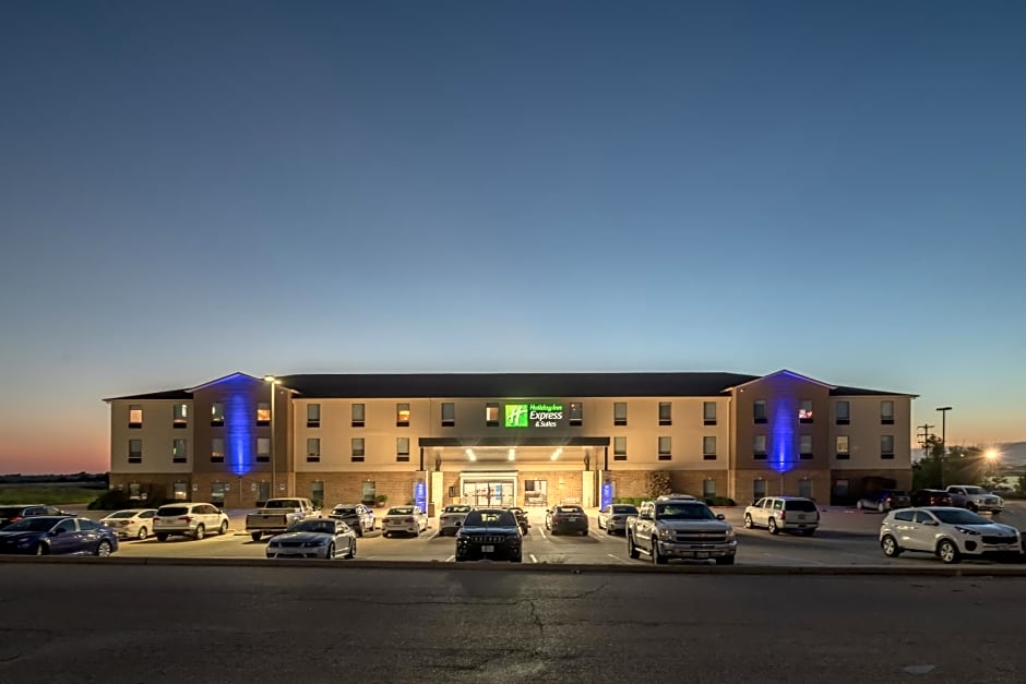 Holiday Inn Express & Suites N Waco Area - West, an IHG Hotel