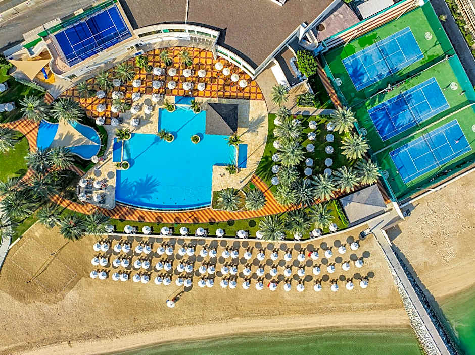 Beach Rotana Residences