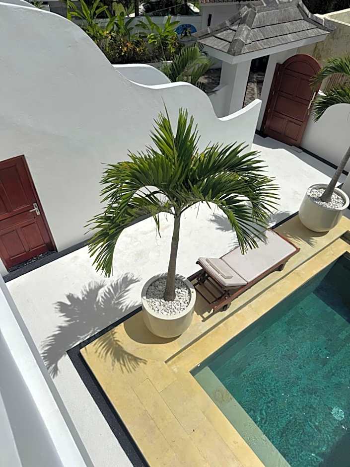 Uluwatu Stay's Deluxe Suite #9