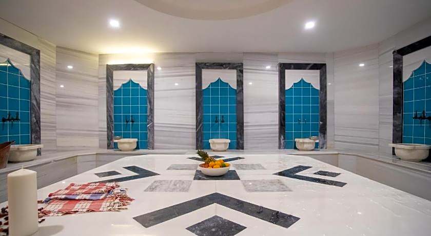 Maia Luxury Beach Hotel