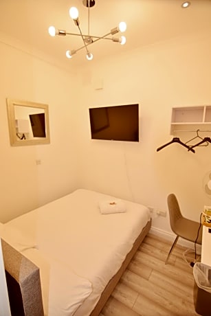 Budget Compact Double Without Window