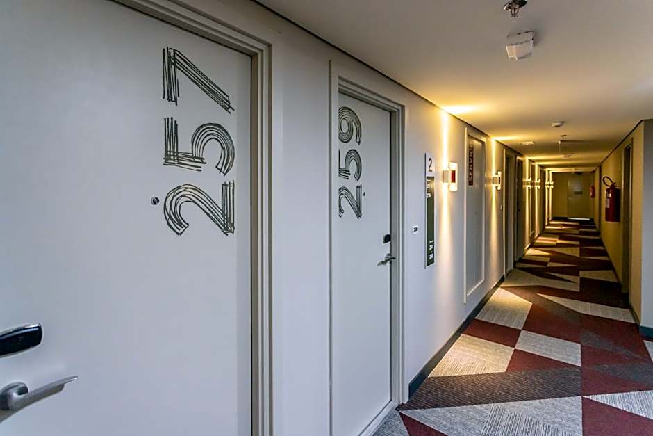 Ibis Palmas Avenida JK