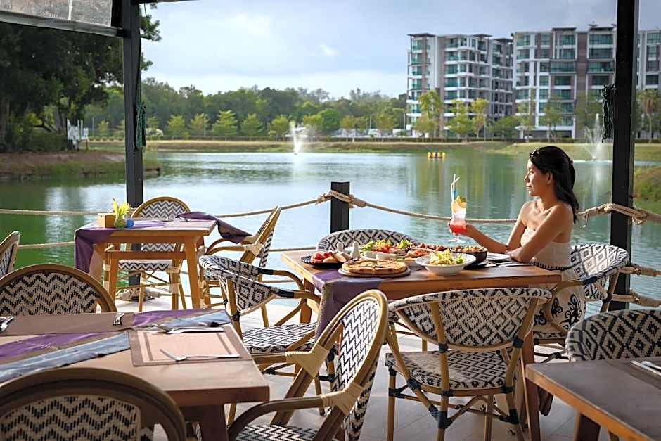 Wyndham Phuket Airport